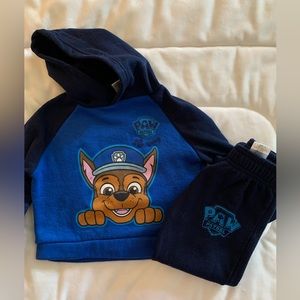 Nickelodeon Paw Patrol size 4t hoodie and sweatpants